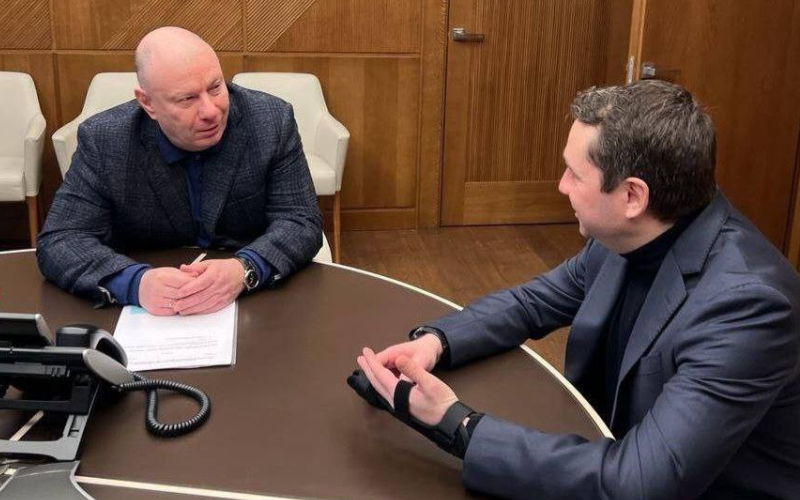 Андрей Чибис и Владимир Потанин обсудили социально-экономическое сотрудничество