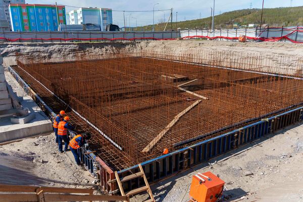 В Коле стартовали работы по устройству фундамента на строительной площадке ЖК «Кольские Огни»