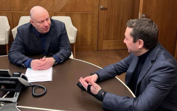 Andrey Chibis and Vladimir Potanin discussed socio-economic cooperation
