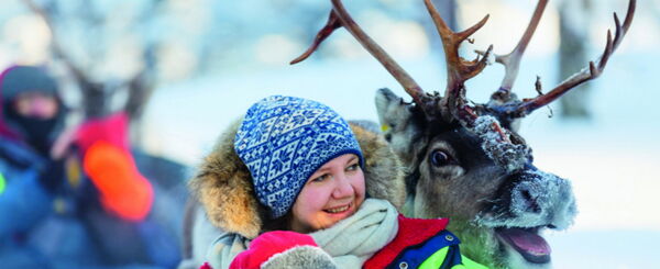 Новый резидент АЗРФ в Мурманской области покажет туристам северное сияние и устроит прогулки на оленях