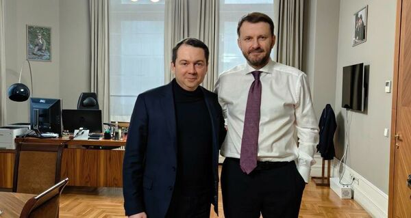 Maxim Oreshkin and Andrey Chibis discussed key Arctic development projects at a working meeting in Moscow