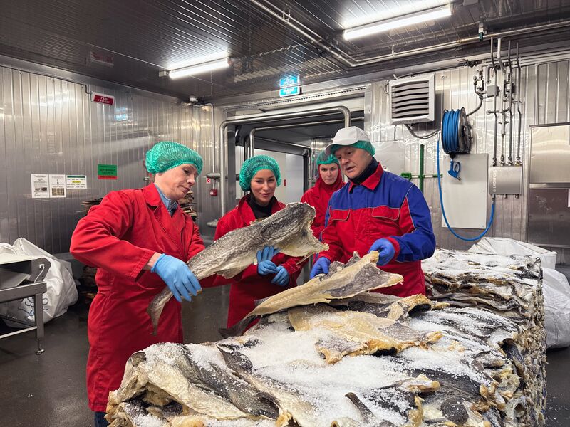 Сенатор РФ посетила посетила береговое перерабатывающее производство