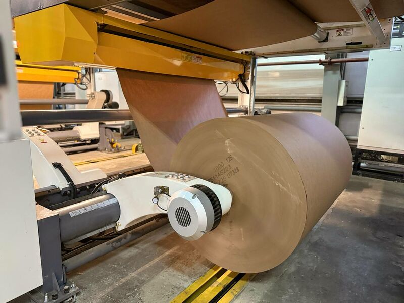 Мурманский тарный комбинат запустил новую высокотехнологичную линию по производству гофрокартона