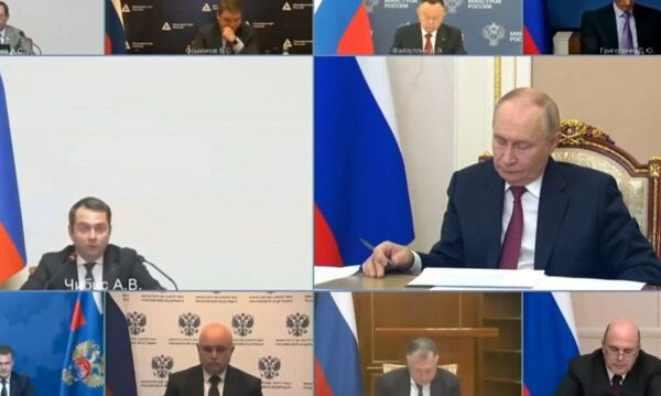 Андрей Чибис представил интересы регионов Арктической зоны на совещании с Президентом