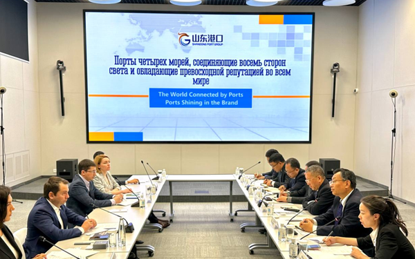 Andrey Chibis held a working meeting with the General Director of the Shandong Port Group