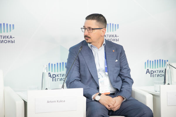 На форуме «Арктика — Регионы» представлены перспективные проекты Мурманской области: логистика, металлургия и газохимия