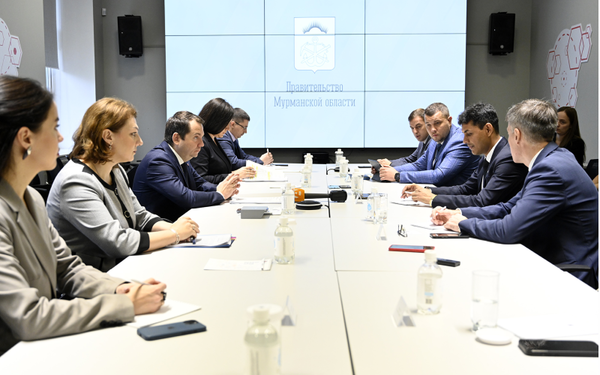 Governor Andrey Chibis discussed the details of the construction of a pharmaceutical plant in Murmansk